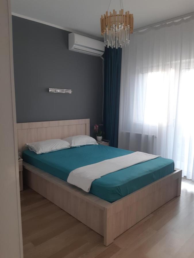 Cazare Spital Fundeni Boekarest Buitenkant foto