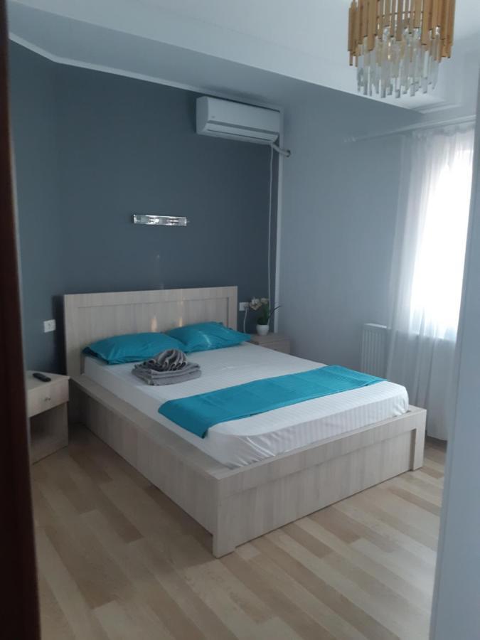 Cazare Spital Fundeni Boekarest Buitenkant foto